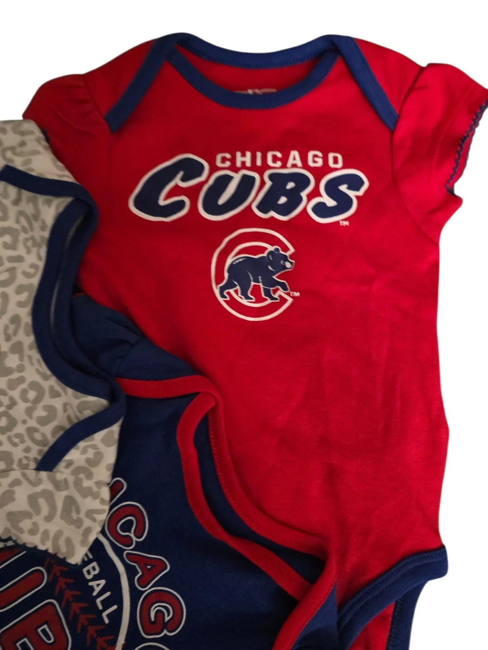 Genuine Merchandise Chicago Cubs Red Blue White Baby Bodysuit 3-Pack